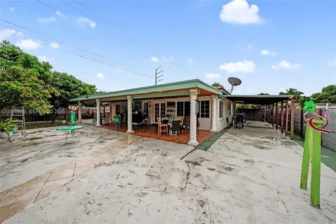 1385 NE 130th Street North Miami FL 33161
