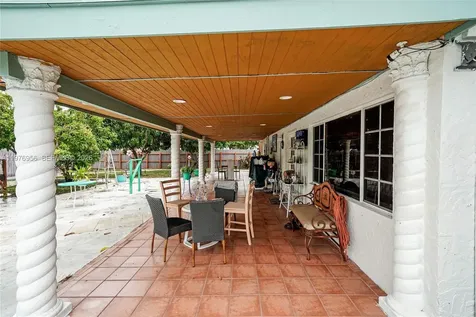 1385 NE 130th Street North Miami FL 33161