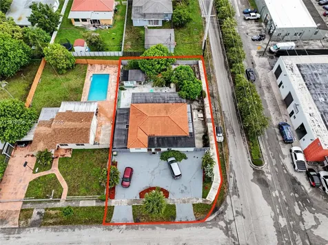 1385 NE 130th Street North Miami FL 33161