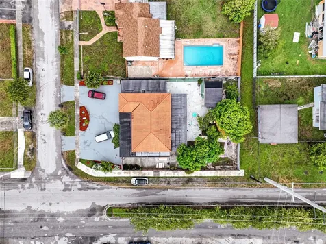 1385 NE 130th Street North Miami FL 33161