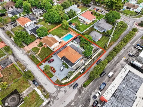 1385 NE 130th Street North Miami FL 33161