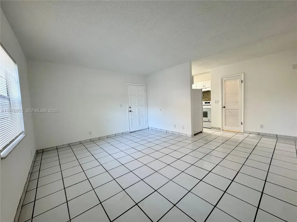 4140 Woodside Drive Coral Springs FL 33065