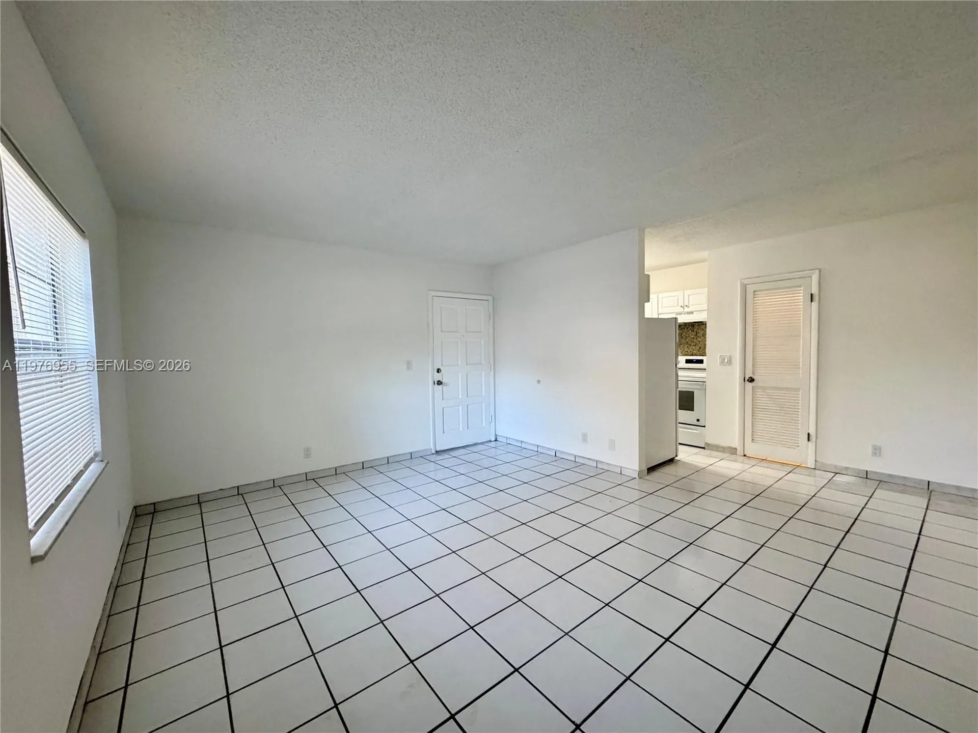 4140 Woodside Drive Coral Springs FL 33065
