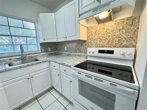 4140 Woodside Drive Coral Springs FL 33065