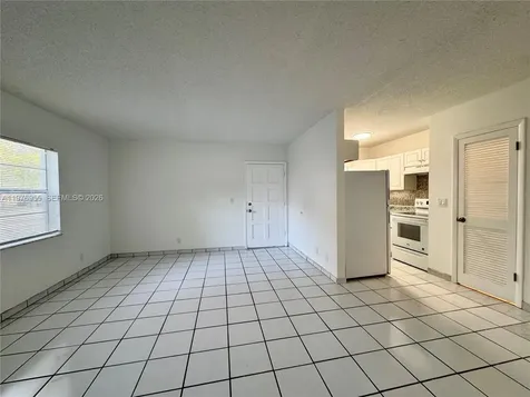 4140 Woodside Drive Coral Springs FL 33065