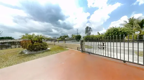 705 NW 8th Avenue Florida City FL 33034