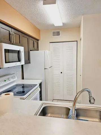 650 S Park Road Hollywood FL 33021