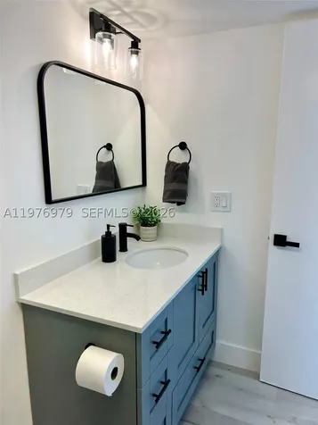 8530 Byron Avenue Miami Beach FL 33141