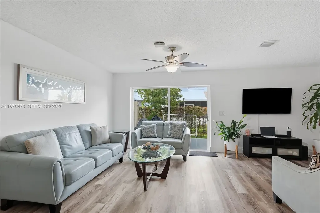 4765 SW 14th Street Deerfield Beach FL 33442