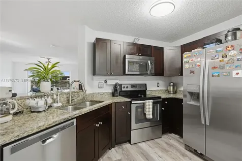4765 SW 14th Street Deerfield Beach FL 33442