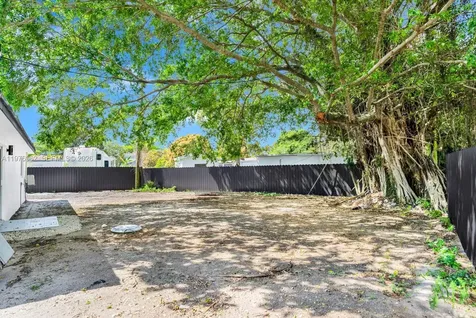 16320 NW 19 Court Miami Gardens FL 33054