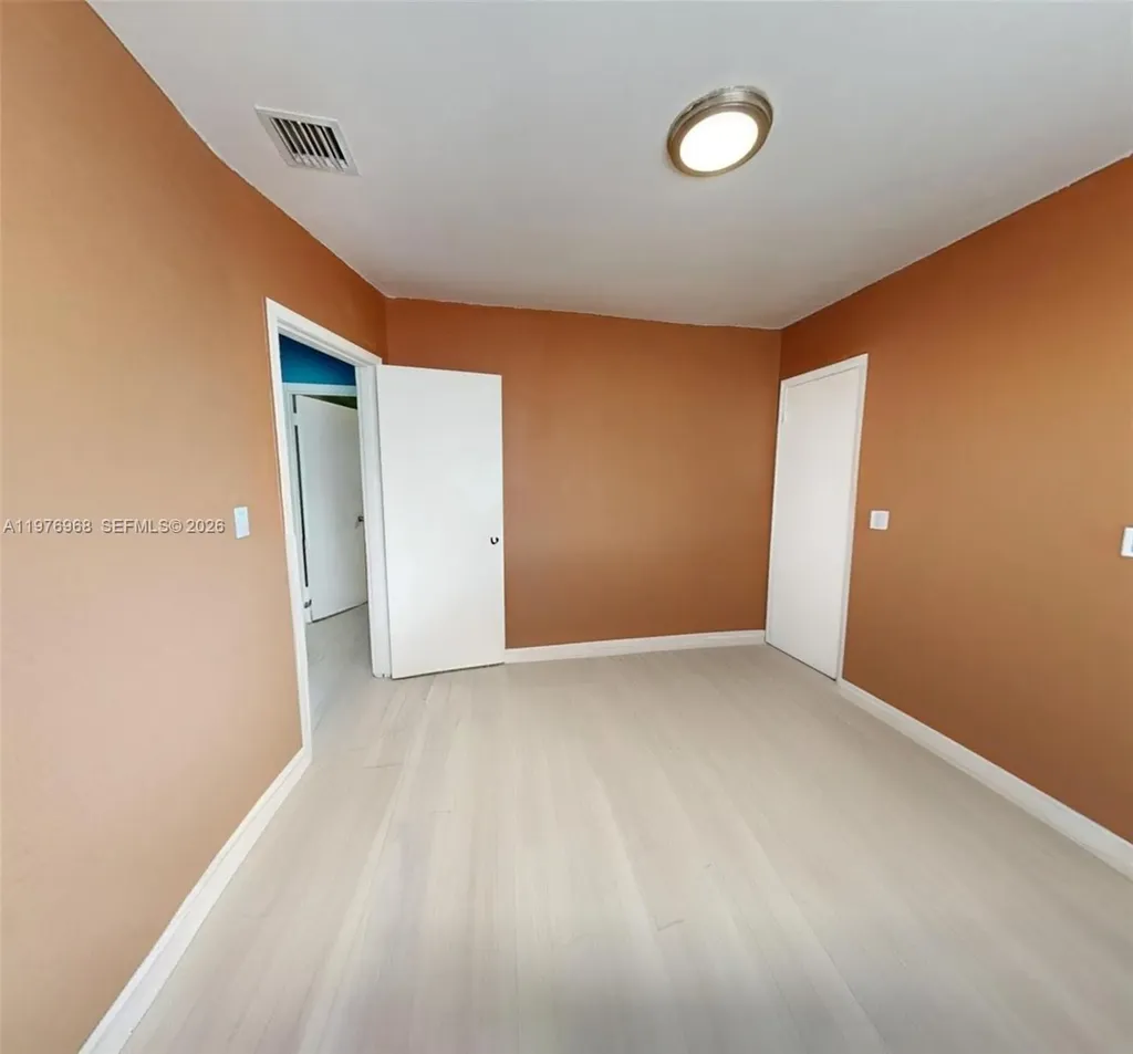 2411 Thomas Street Hollywood FL 33020
