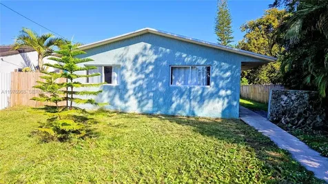 2411 Thomas Street Hollywood FL 33020