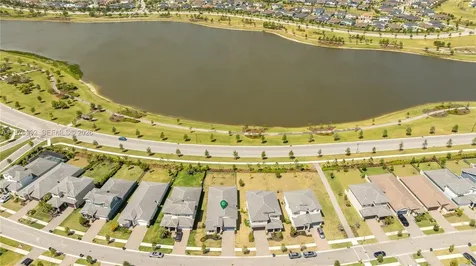 19510 Broad Shore Walk Loxahatchee FL 33470