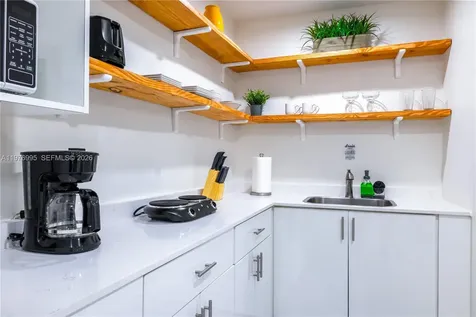 1836 NW 16th Terrace Miami FL 33125