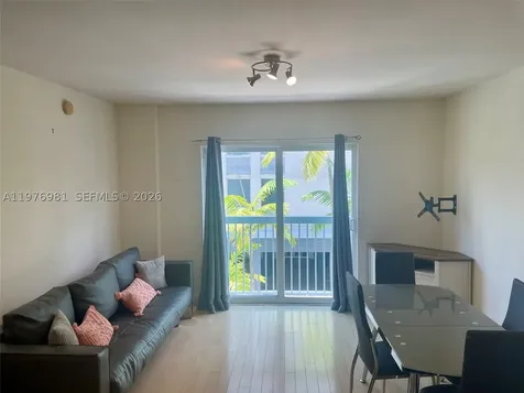 2740 SW 28th Terrace Miami FL 33133