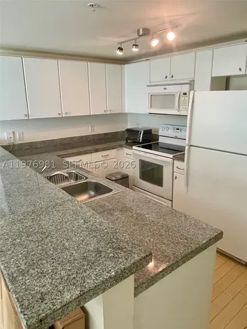 2740 SW 28th Terrace Miami FL 33133