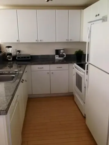2740 SW 28th Terrace Miami FL 33133