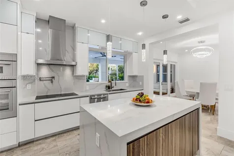 6290 SW 130th Terrace Pinecrest FL 33156