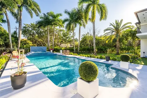 6290 SW 130th Terrace Pinecrest FL 33156