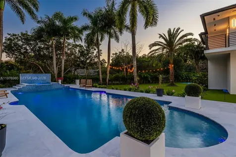 6290 SW 130th Terrace Pinecrest FL 33156