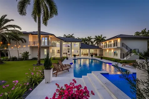 6290 SW 130th Terrace Pinecrest FL 33156