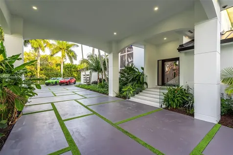 6290 SW 130th Terrace Pinecrest FL 33156