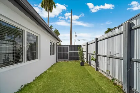 11351 SW 52nd Terrace Miami FL 33165