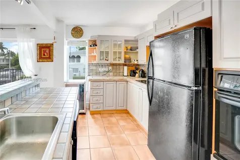 1455 West Avenue Miami Beach FL 33139