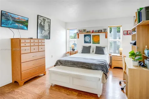 1455 West Avenue Miami Beach FL 33139