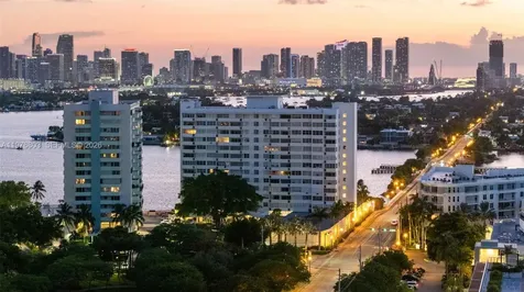 3 Island Avenue Miami Beach FL 33139