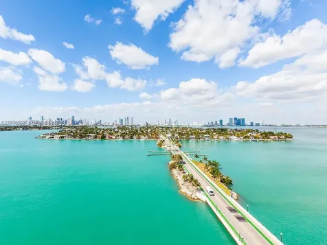 3 Island Avenue Miami Beach FL 33139