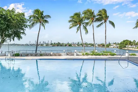 3 Island Avenue Miami Beach FL 33139