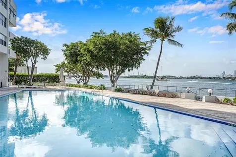 3 Island Avenue Miami Beach FL 33139