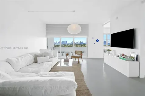 3 Island Avenue Miami Beach FL 33139
