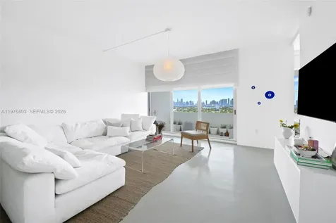 3 Island Avenue Miami Beach FL 33139