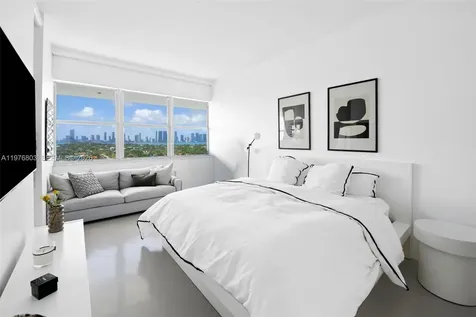 3 Island Avenue Miami Beach FL 33139