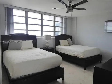 800 West Avenue Miami Beach FL 33139
