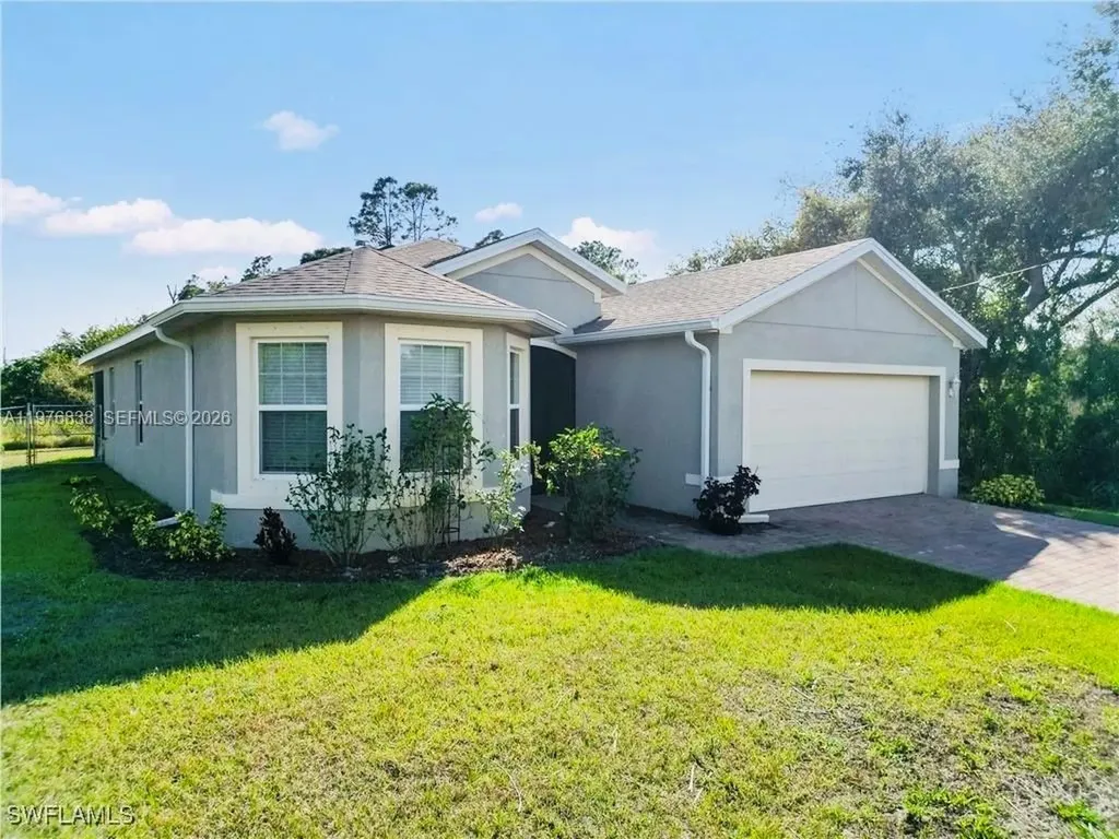 2802 40th Street SW Lehigh Acres FL 33976