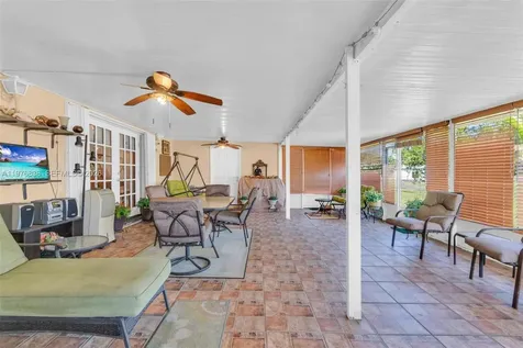 18201 SW 87th Avenue Palmetto Bay FL 33157