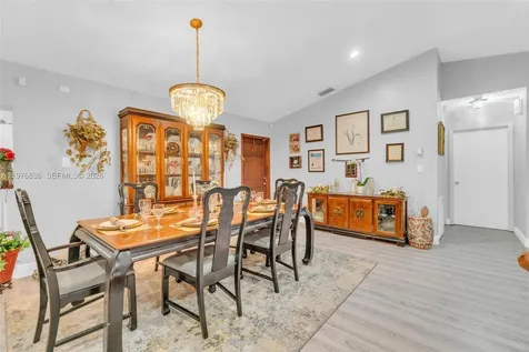 18201 SW 87th Avenue Palmetto Bay FL 33157