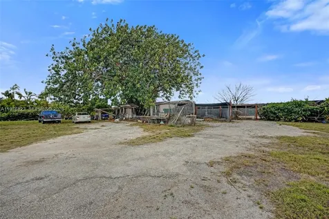25900 SW 177th Avenue Homestead FL 33031
