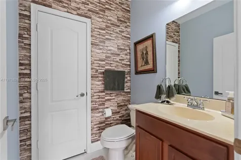 4301 Macarthur Palm Trail Green Acres FL 33463