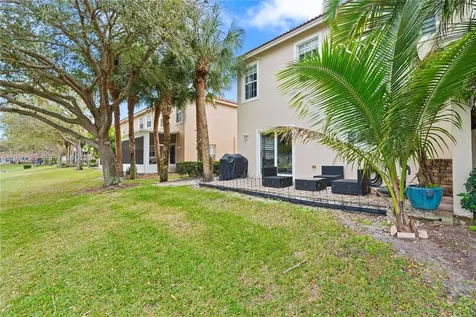 4301 Macarthur Palm Trail Green Acres FL 33463