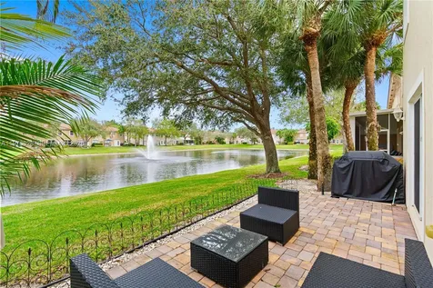 4301 Macarthur Palm Trail Green Acres FL 33463