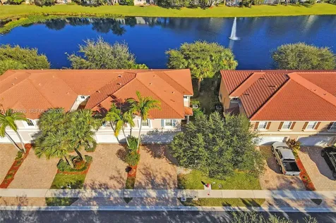 4301 Macarthur Palm Trail Green Acres FL 33463