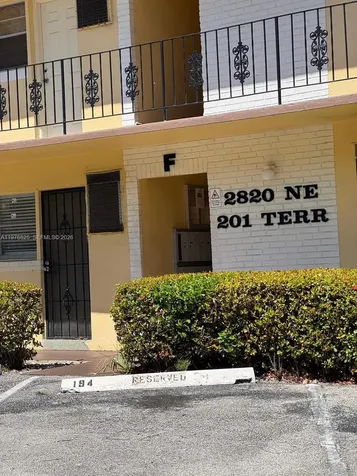 2820 NE 201st Terrace Aventura FL 33180