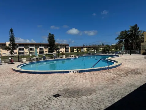 2820 NE 201st Terrace Aventura FL 33180