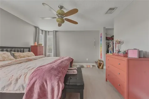 324 NW 153rd Lane Pembroke Pines FL 33028