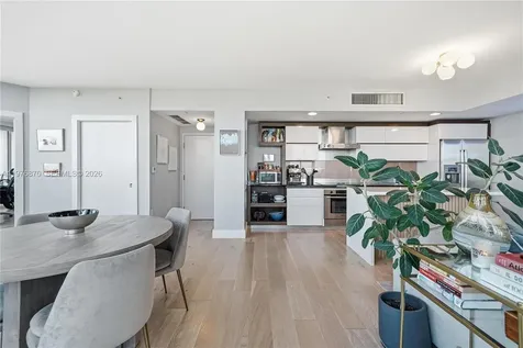 2155 Washington Court Miami Beach FL 33139